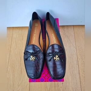 NEW! Tory Burch Tory Charm Loafers
